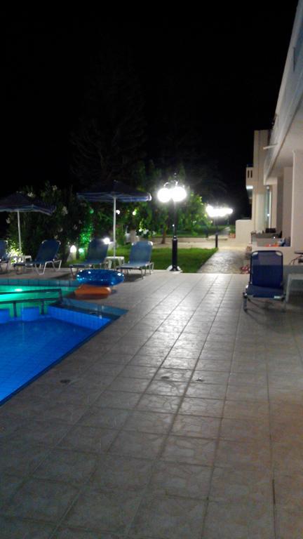 Viaros Apartments Gerani  Exterior photo